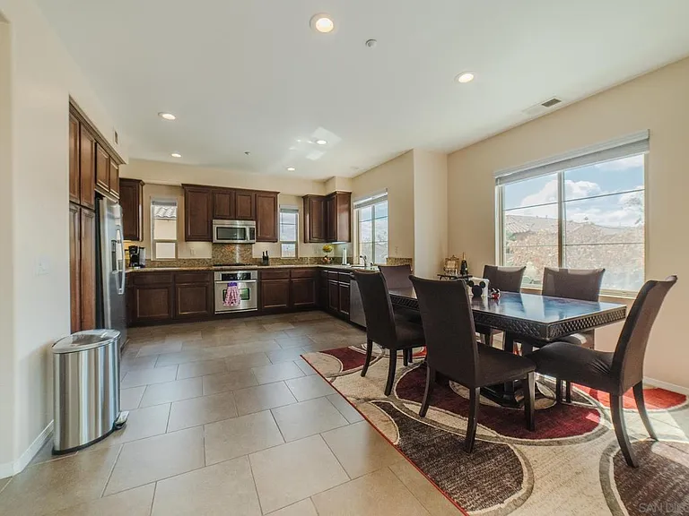 2233 Capistrano Way #13 — Photo 5