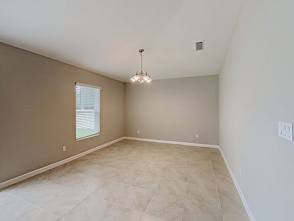 4th image of 1451 SE Nancy Ln