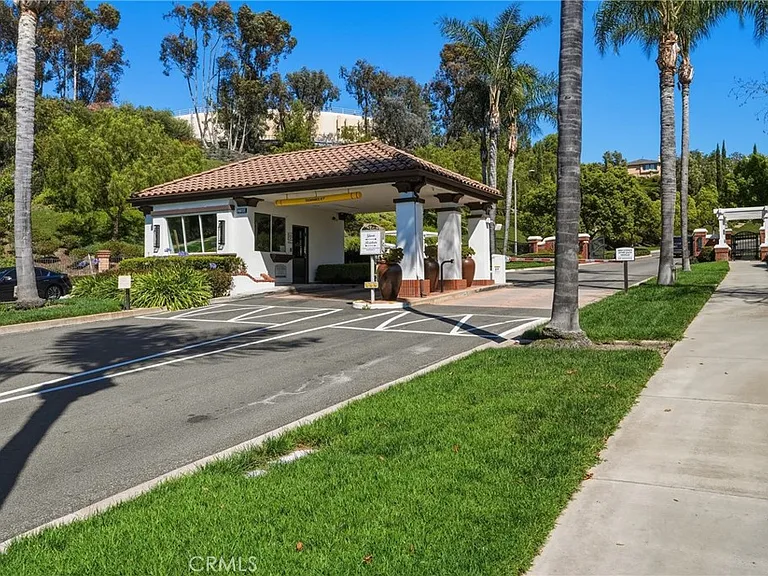 27672 Daisyfield Dr — Photo 22