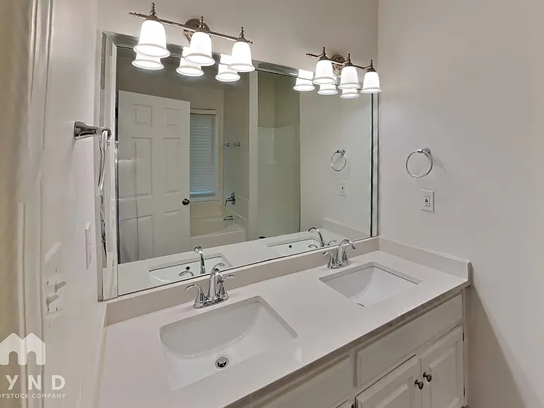 535 Montrachet Ct — Photo 9