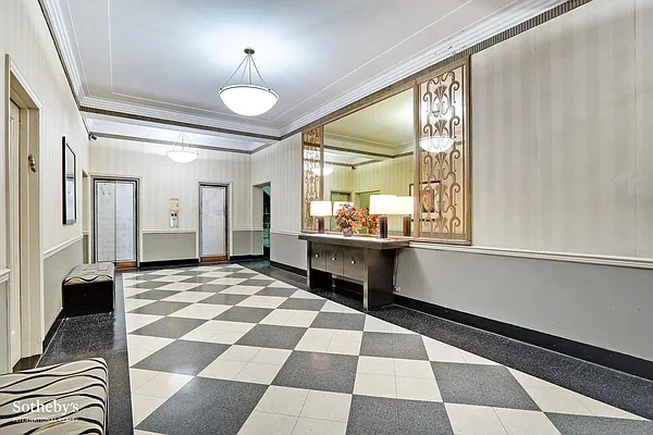 Sold by Sotheby's International Realty | media 8
