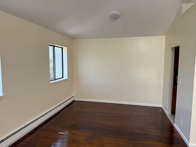 666 Sapphire St #3 — Photo 5