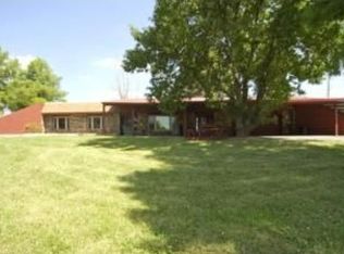 10540 Polfer Rd, Kansas City, KS 66109
