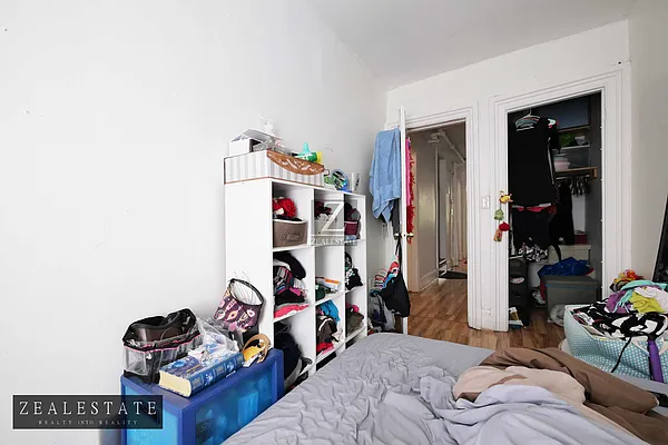 Rented by ZealEstate Group Inc | media 42