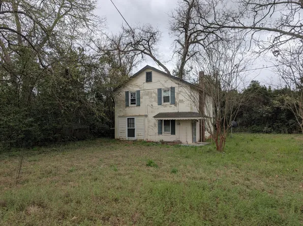 207 Raysor St, Saint George, SC 29477