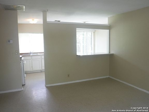 2nd image of 6042 Castle View Dr