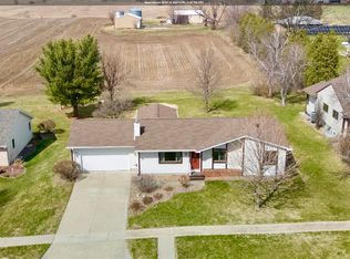 601 16th Ave, Grinnell, IA 50112