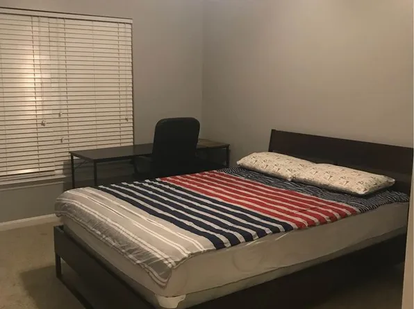 (undisclosed Address), Edgewater, MD 21037