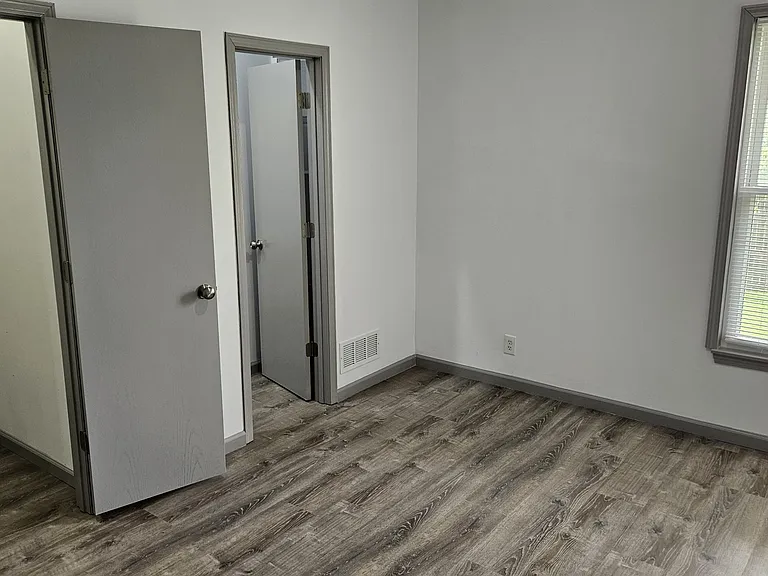 17641 W 111th Pl — Photo 42