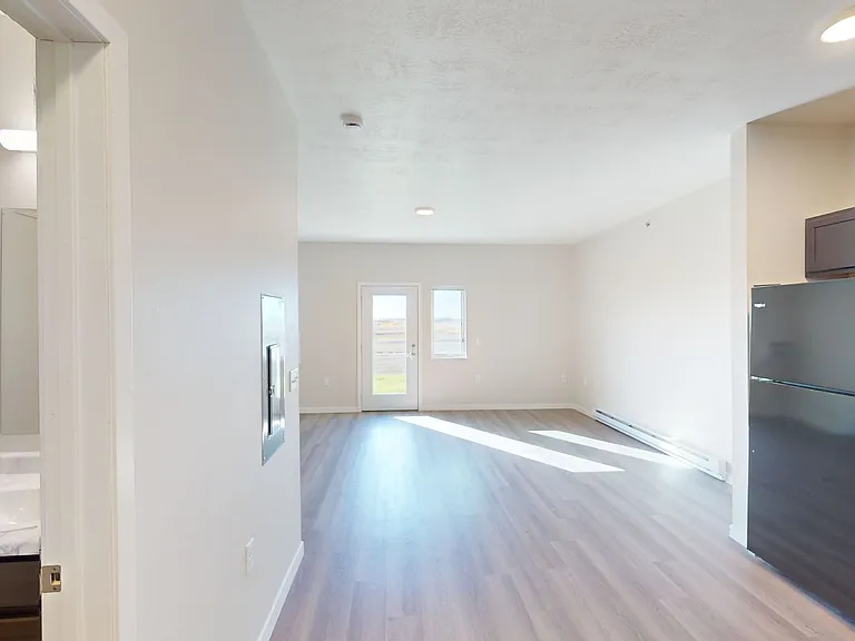 Maple Pass Apartments and Townhomes in Hartford, SD — Photo 25