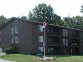 Aljer Manor Apartments