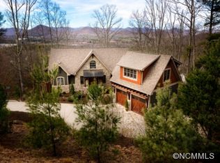 437 Coopers Hawk Dr, Asheville, NC 28803