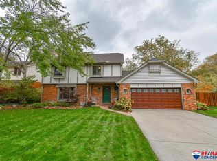 1001 Twin Ridge Rd, Lincoln, NE 68510