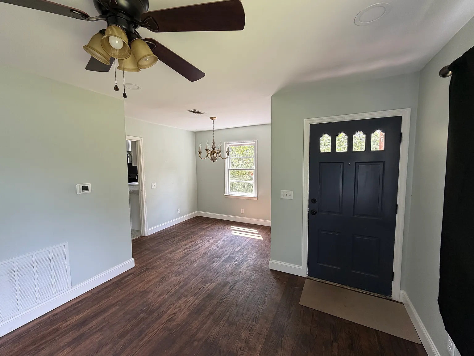 415 Canna Dr — Photo 4