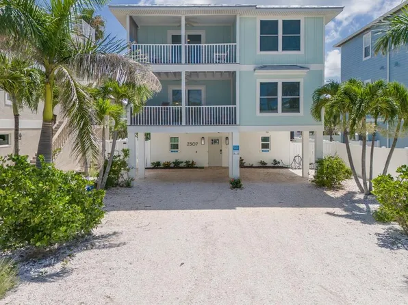 2307 Avenue C, Bradenton Beach, FL 34217