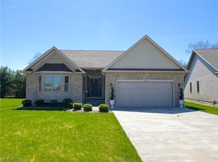 1026 Park Place Dr, Niles, OH 44446