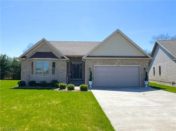 1026 Park Place Dr, Niles, OH 44446