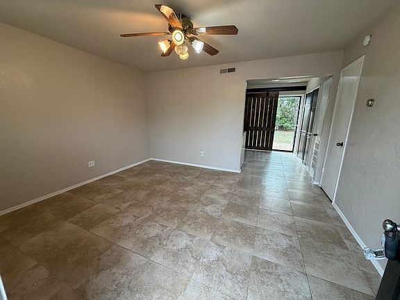 2nd image of 2515 Harper Rd Unit 3