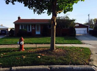 8540 Independence Ct, Sterling Heights, MI 48313
