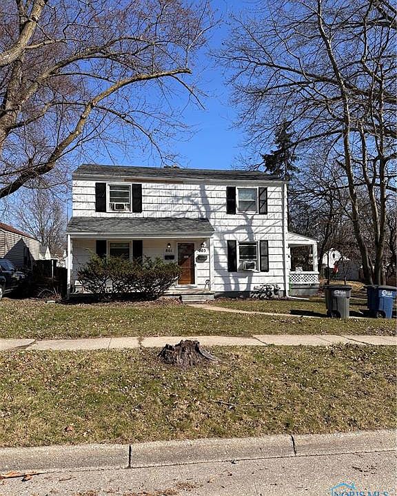 1st image of 801 S Westwood Ave
