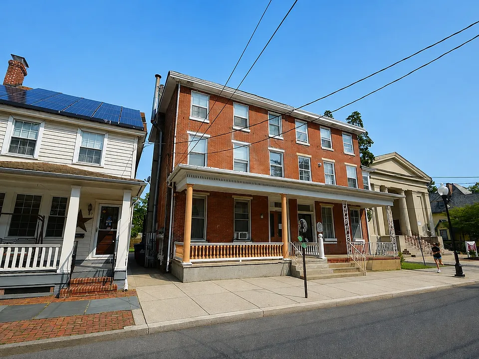 29 Garden St #2