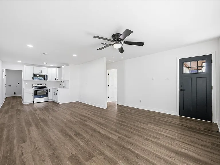 8115 Betty Boop St — Photo 26
