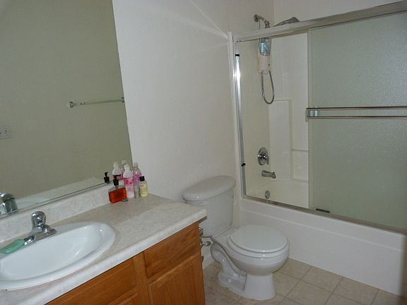 5th image of 3687 N Douglas Ave