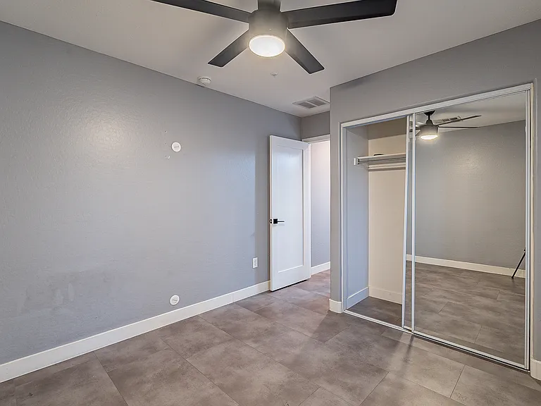 2773 S Bahama Dr — Photo 5