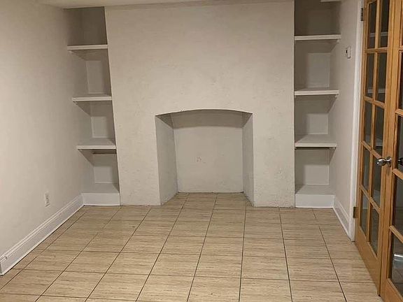 4th image of 1147 Welling Ct APT 1
