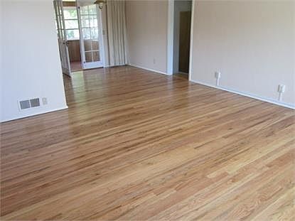 5th image of 310 Willow Ave