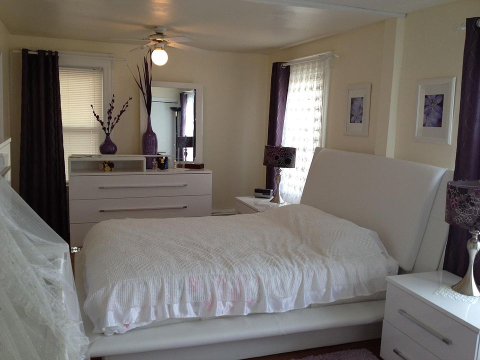 2nd image of 15 Cobb St #1