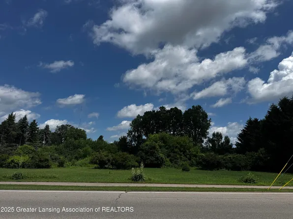 5360 Holt Rd, Holt, MI 48842