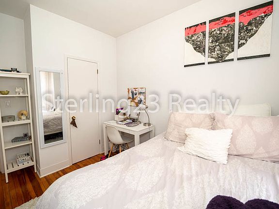 4th image of 31-12 36th St #2C