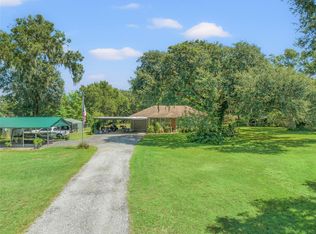 8634 Oliver Rd, Zephyrhills, FL 33540