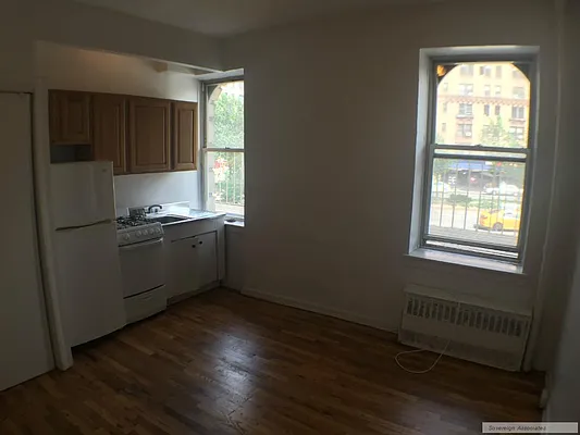 Rented by Sovereign Associates | media 8