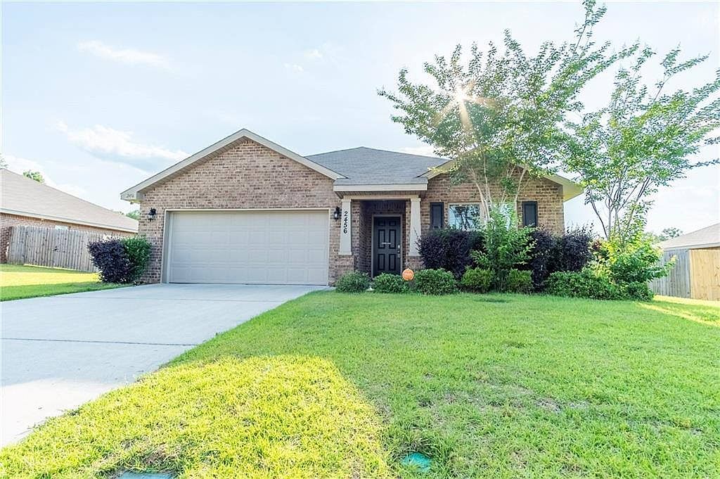 2456 Thornbury Loop, Mobile, AL 36695 Zillow