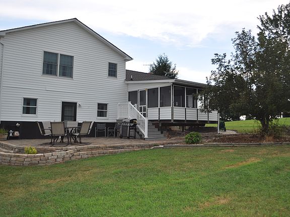 2nd image of 417 Woodchuck Dr