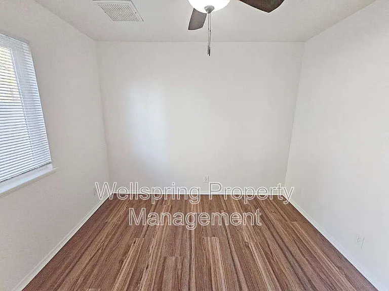 920 W Perch Ave — Photo 11
