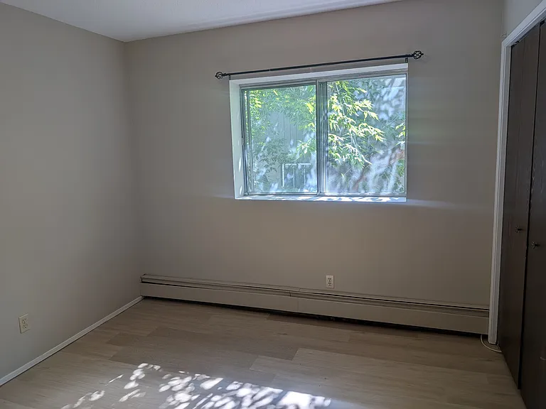 6-707 3rd Ave NW #6 — Photo 11