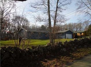 129 Captains Cir, Tiverton, RI 02878