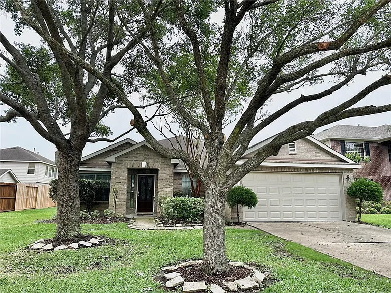 2211 Winding Hollow Dr — Photo 33