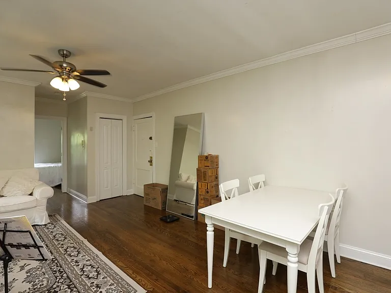 2535 N Seminary Ave #4 — Photo 5