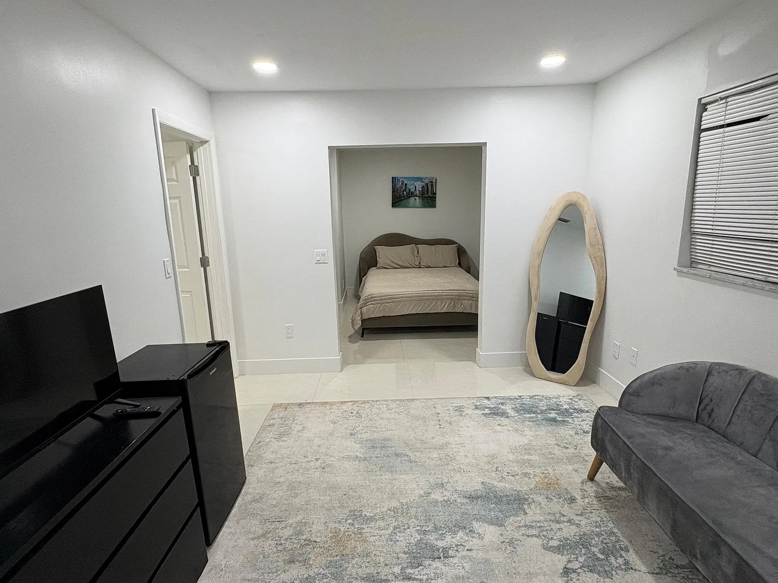 4 bed, 2.0 bath, 1593 sqft, $1,819 — Photo 1