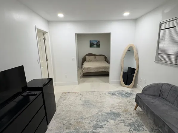 (undisclosed Address), Delray Beach, FL 33444