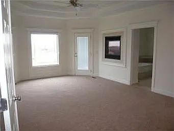 5th image of 708 NE Dick Howser Ct