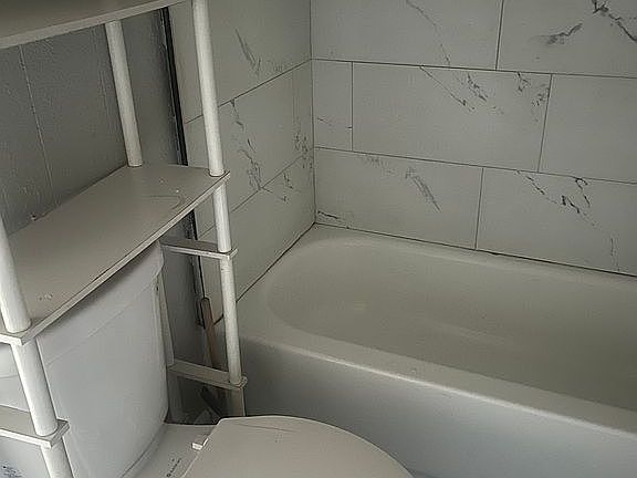4th image of 4039 Melton Dr #306