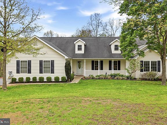4th image of 354 Cielo Ln