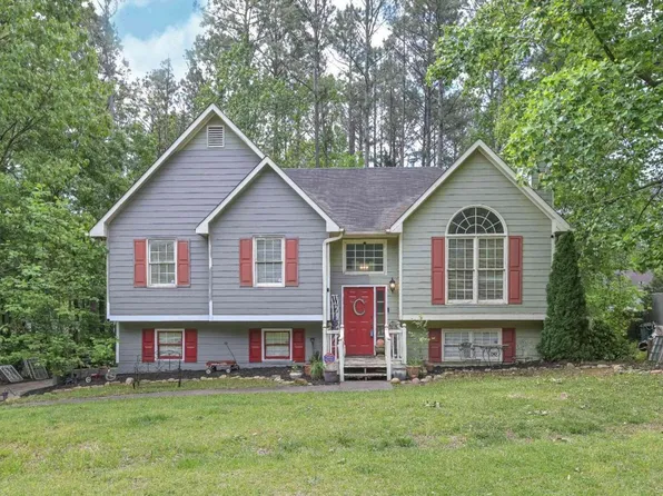 490 Nottingham Dr, Douglasville, GA 30134