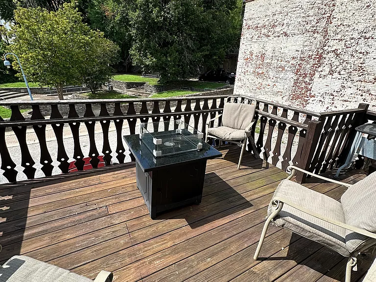 2415 Vine St #2 — Photo 26