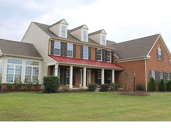 2nd image of 403 W Glen Mare Dr